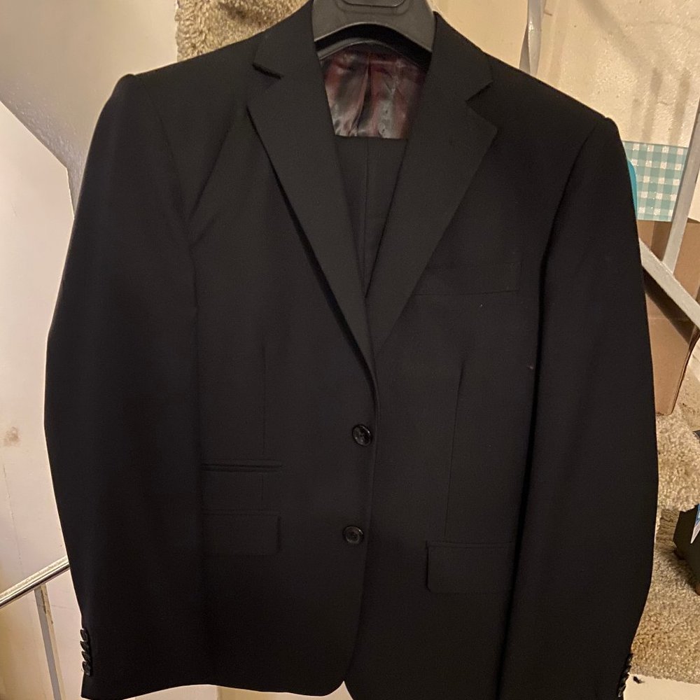 Isaac Mizrahi 2PC Black Suit